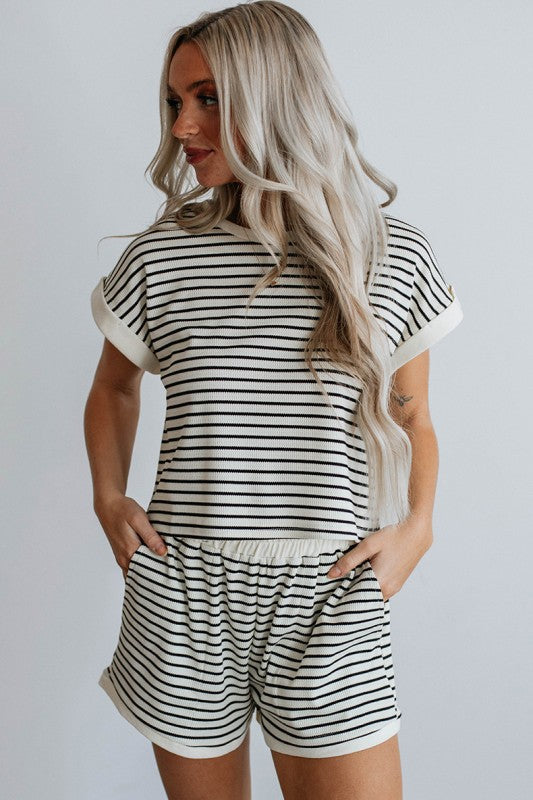 White Stripe, Contrast Edge Shorts Set