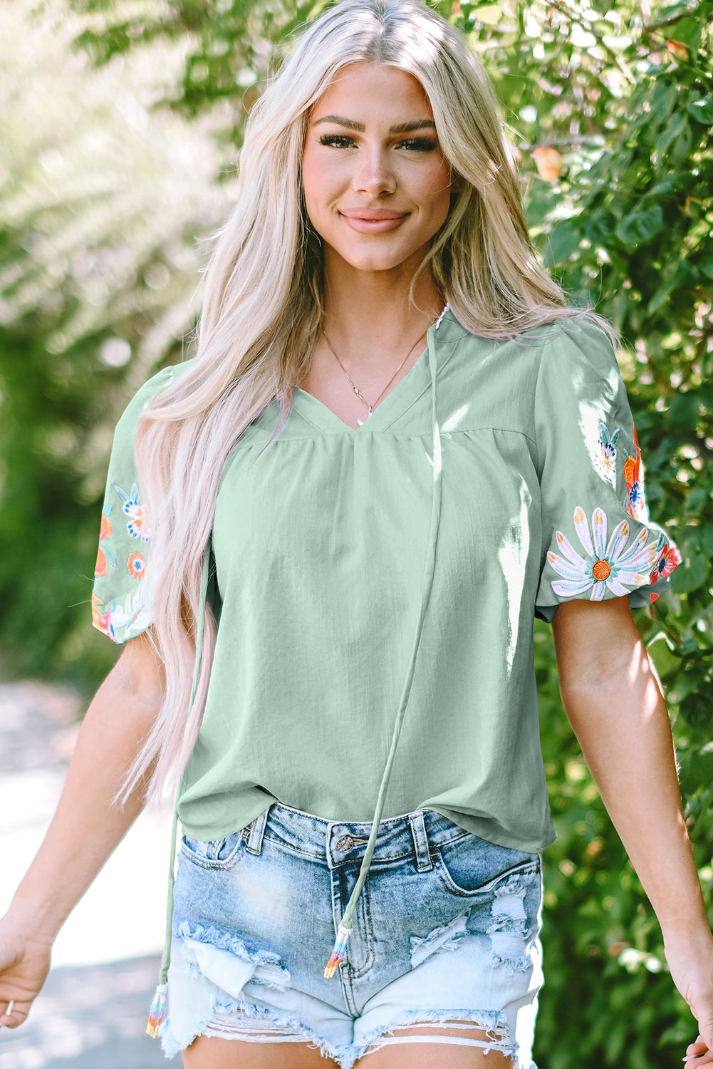 Floral Embroidered Puffed Sleeve Blouse